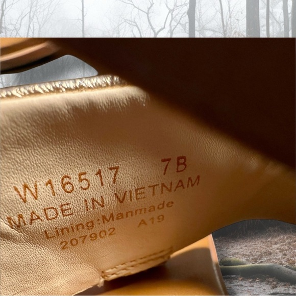 Cole Haan ‘Ainsley Grand T-Strap Sandals’ in Tan & Gold Metallic Leather Size 7 - Picture 16 of 16